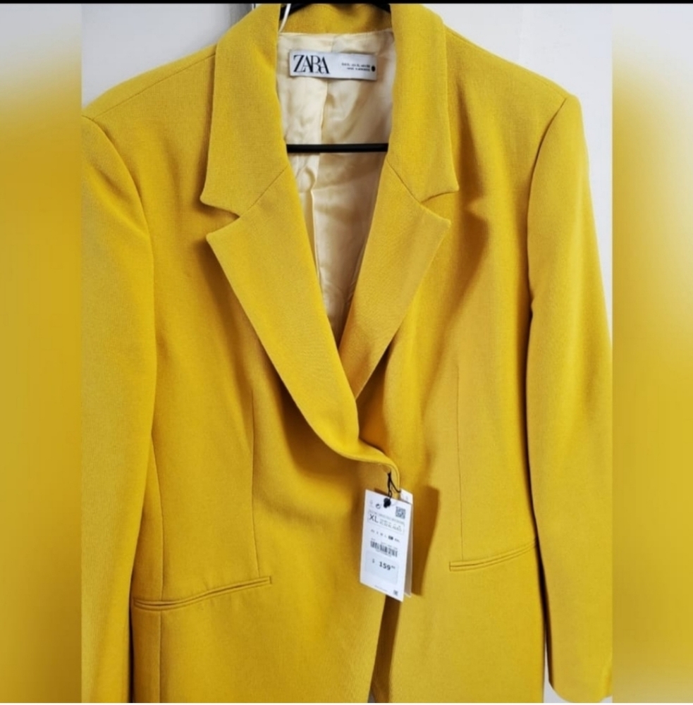 Zara yellow/ mustard blazer